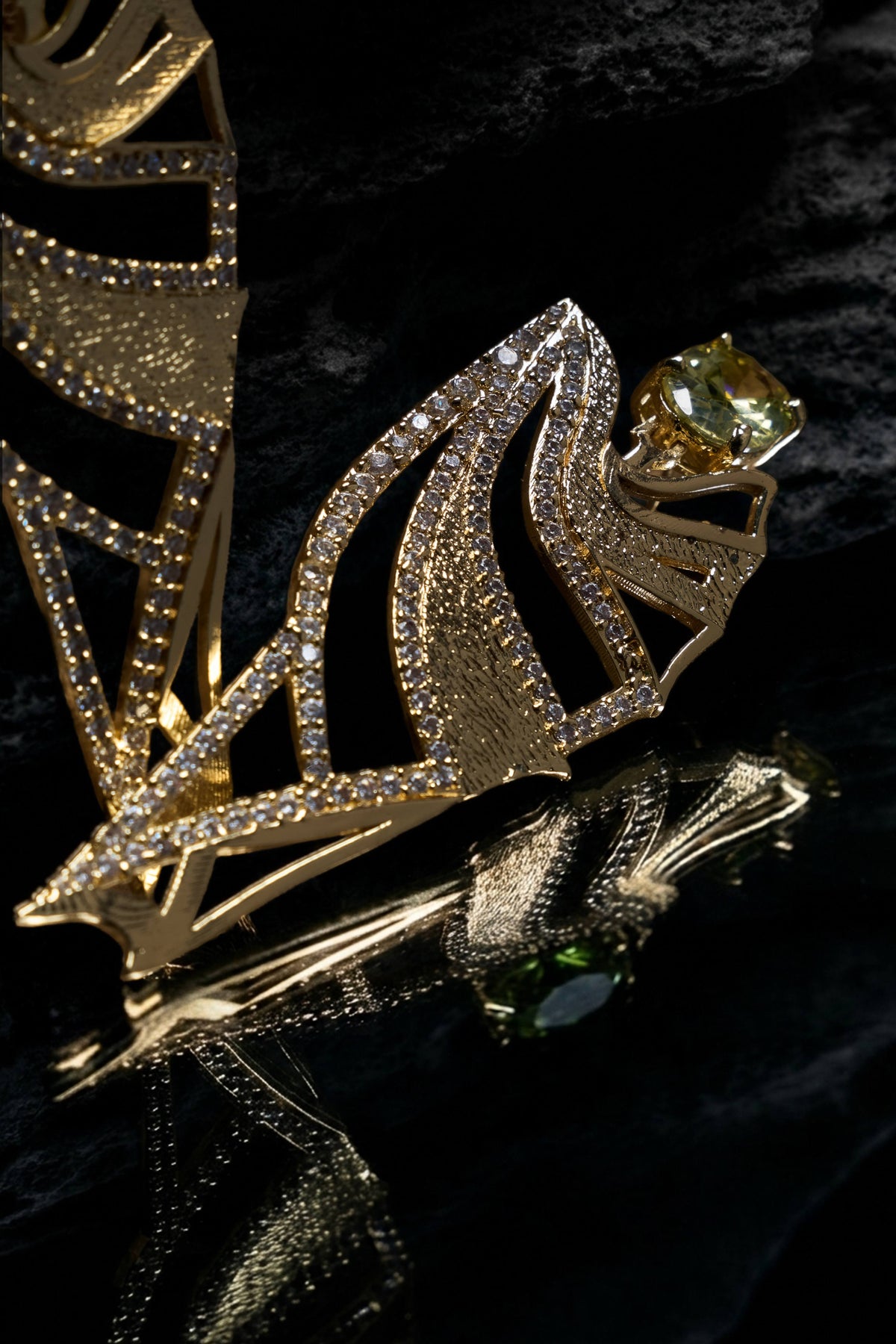 ALA BATE EARRINGS