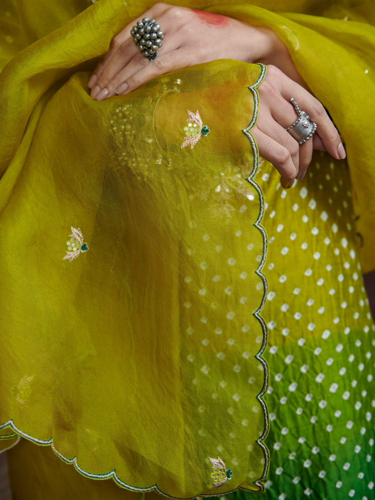 ommbre bandhni suit