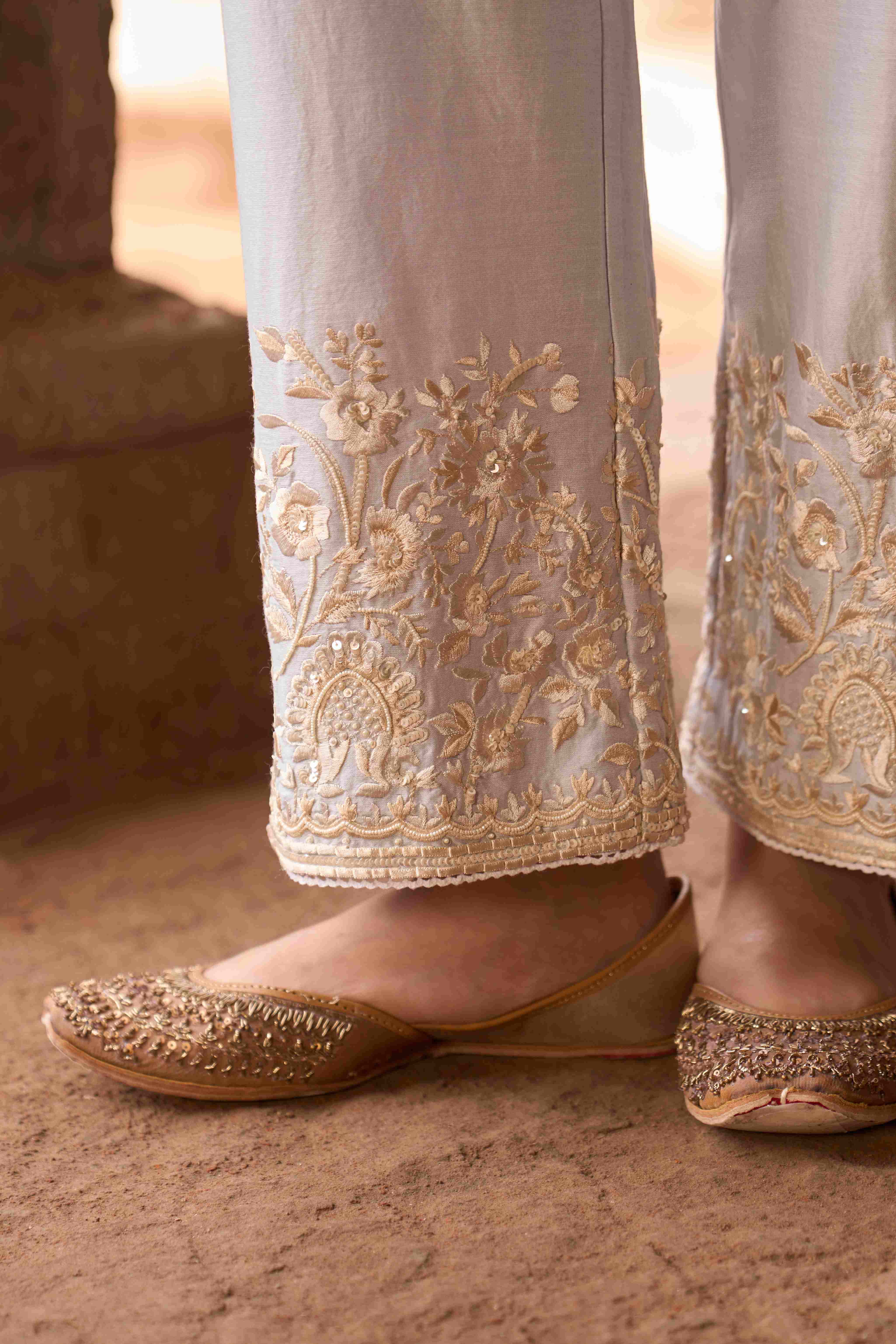 SABOOR - BLUE SHORT A-LINE KURTA WITH STRAIGHT PANTS AND DUPATTA