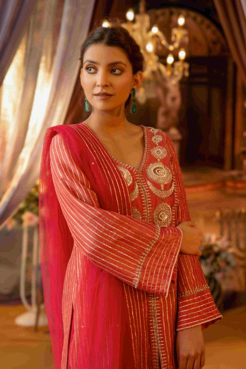 Magenta Kasab silk Gotta Suit  - image 4