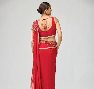 Elegant Red Silk Georgette Saree Set with Intricate Embroidery