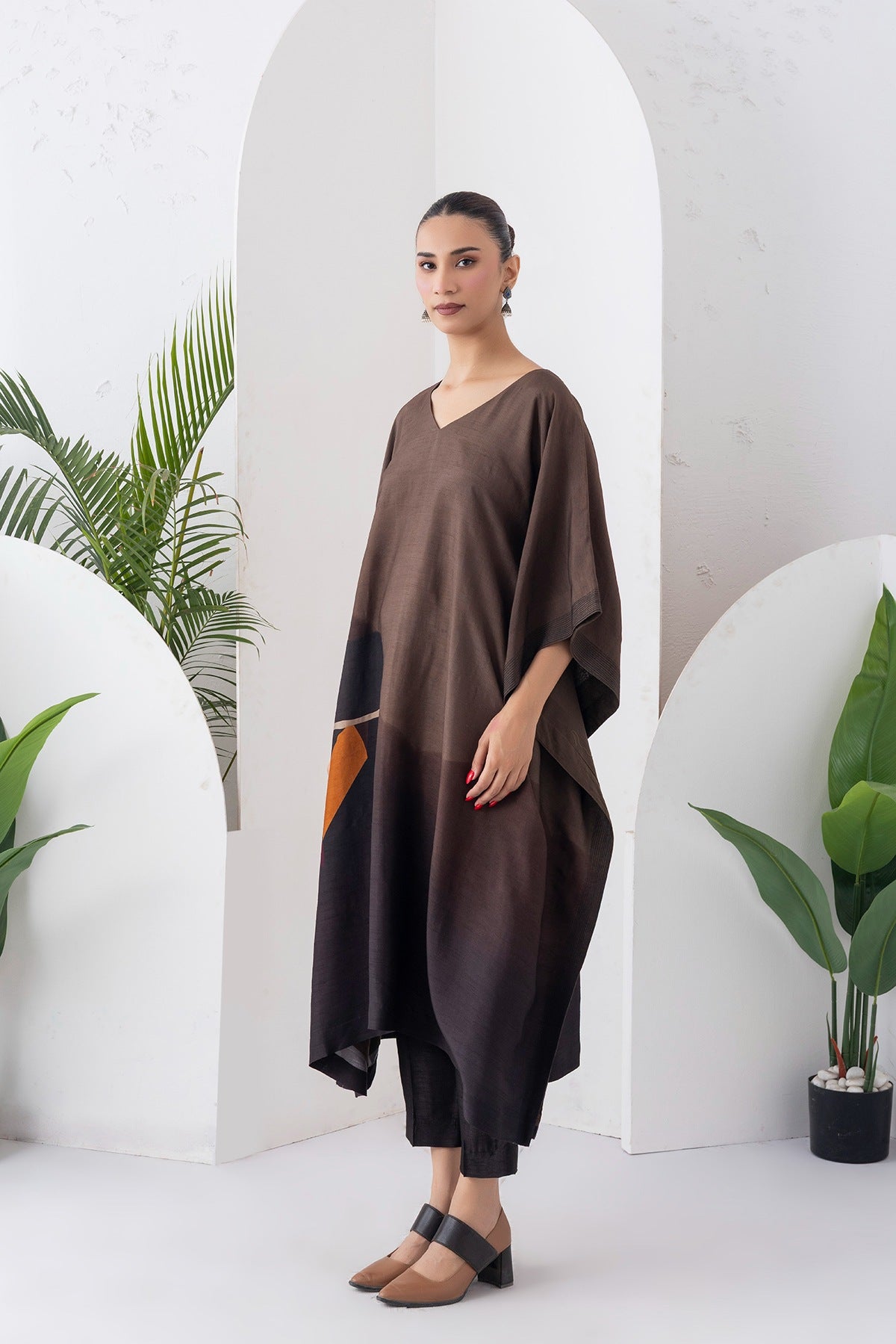 Shades Of Brown Viscose Dupion Printed Kaftan Set (2 PCS)