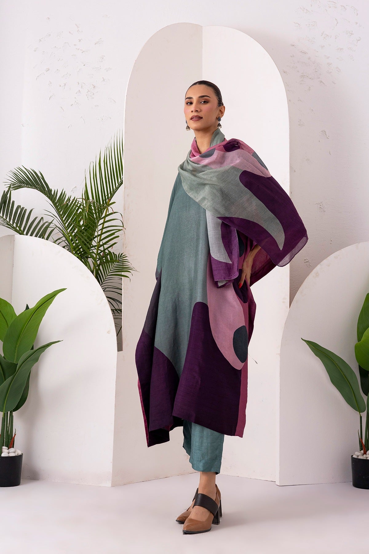 Sage Green & Salmon Pink Viscose Dupion Printed Kaftan Set (2 PCS)