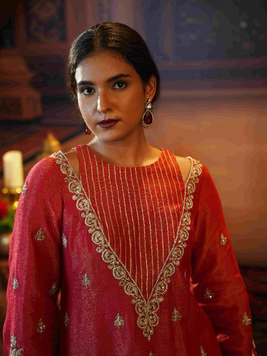 Magenta kasab silk pink suit set - image 4