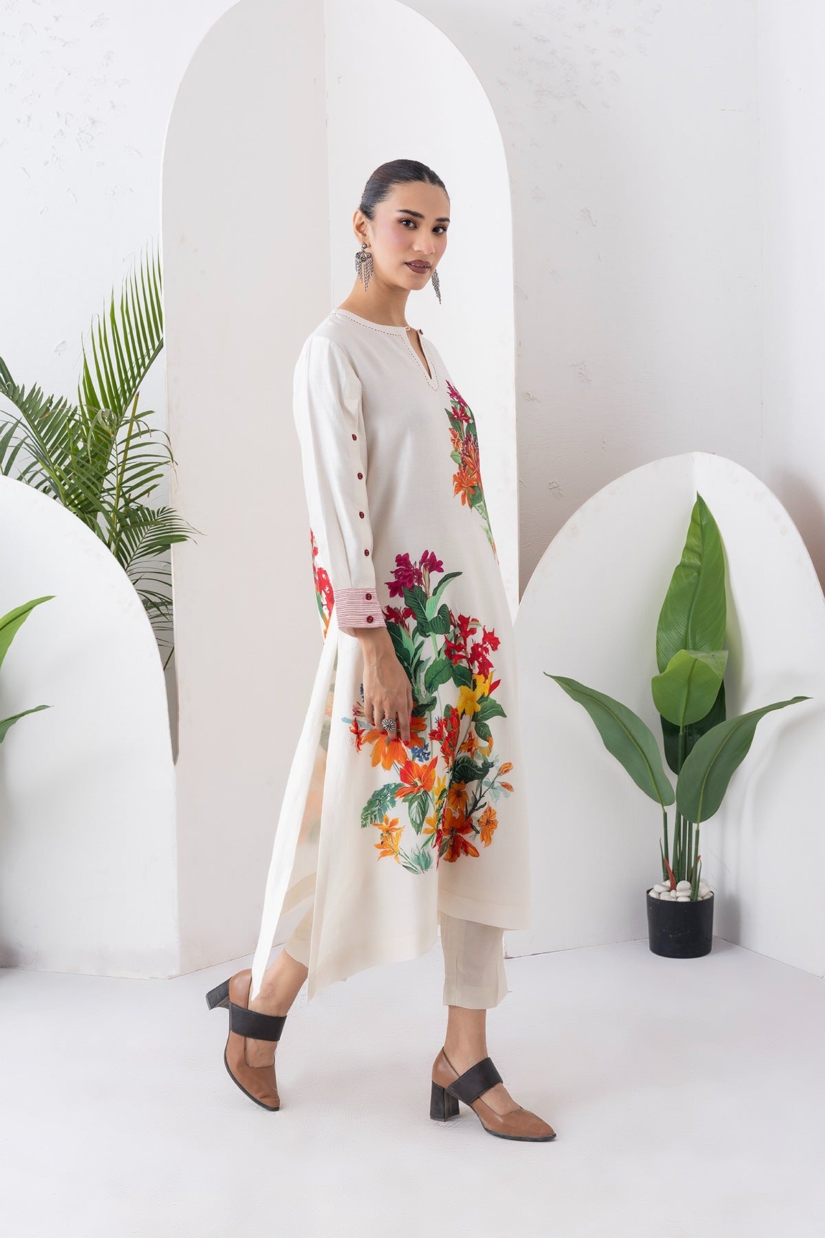 Ivory Silk Chanderi Tunic With Artistic Floral Placement Prints Set (2 PCS)