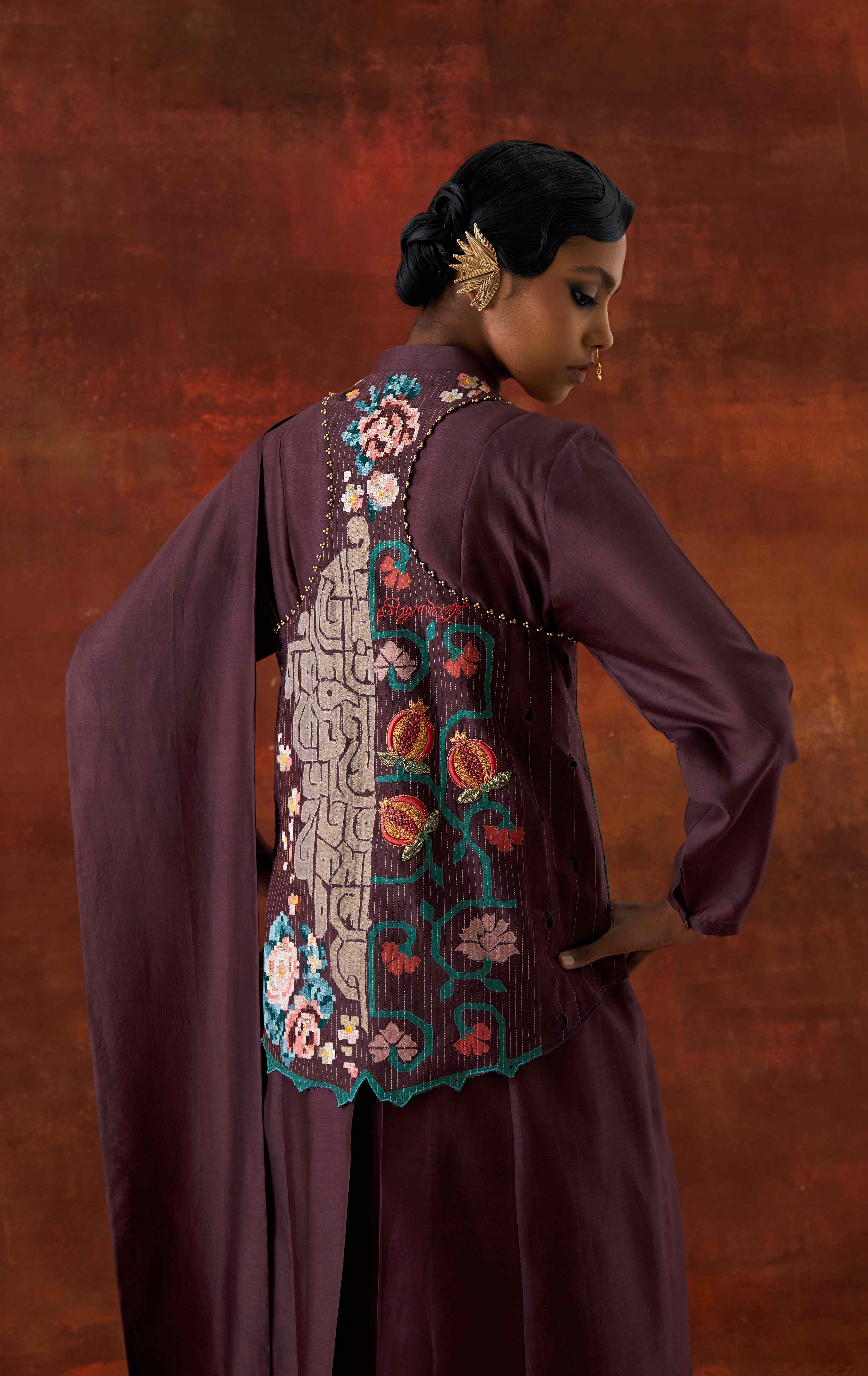 ANGRAKHA STYLE JACKET WITH ZIPPERED KURTA AND PANTS - image 4