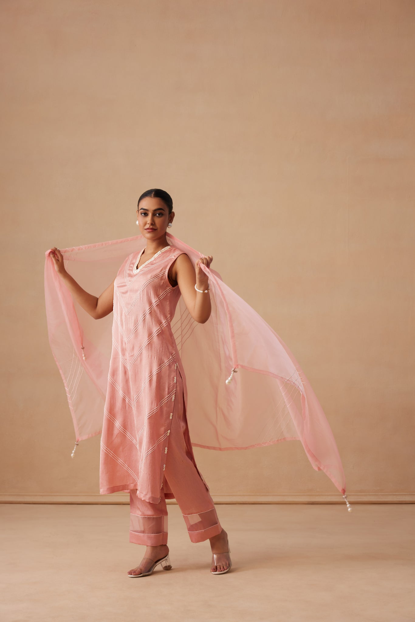 Abeer Set