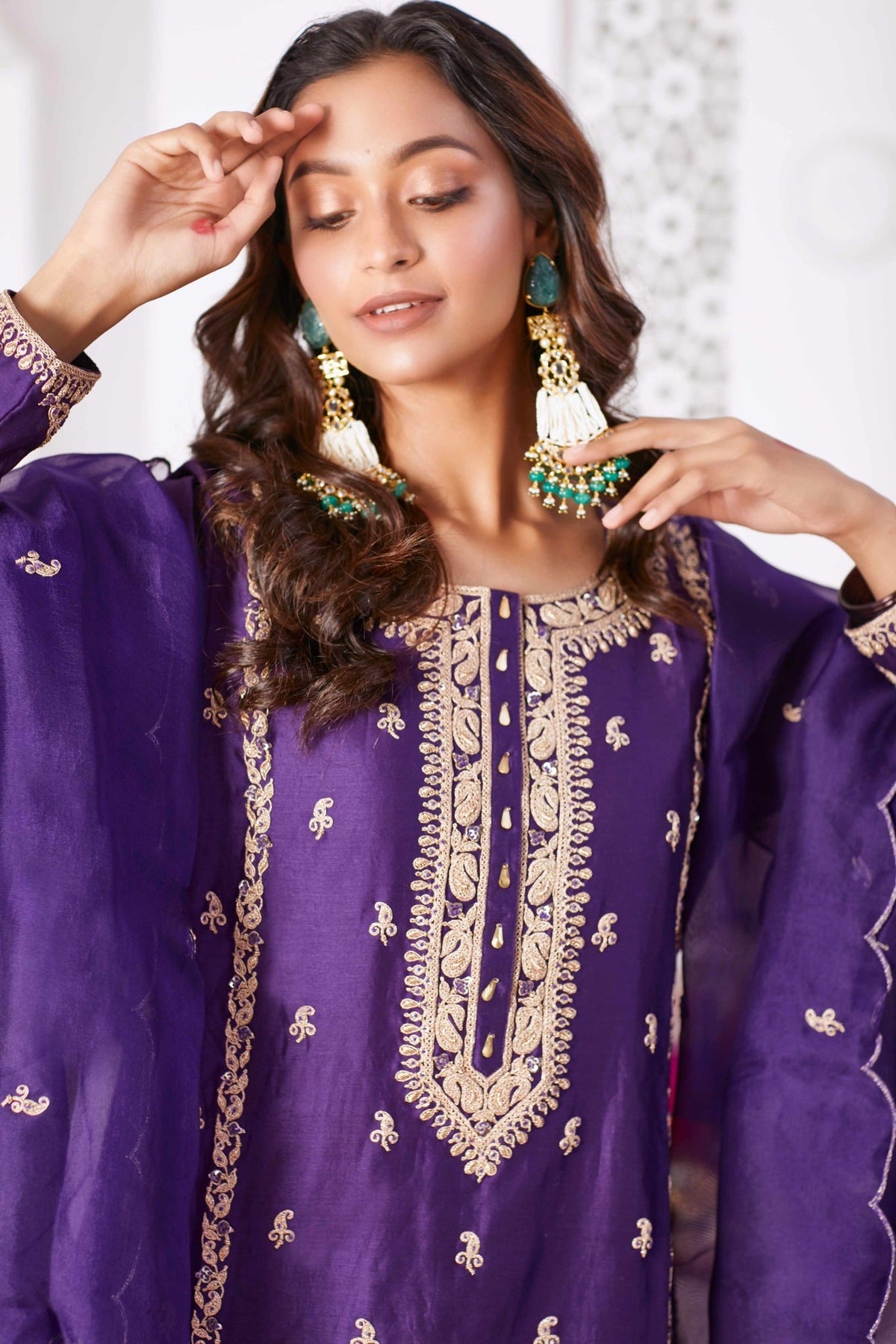 SAAZ Classic Embroidered Kurta Set