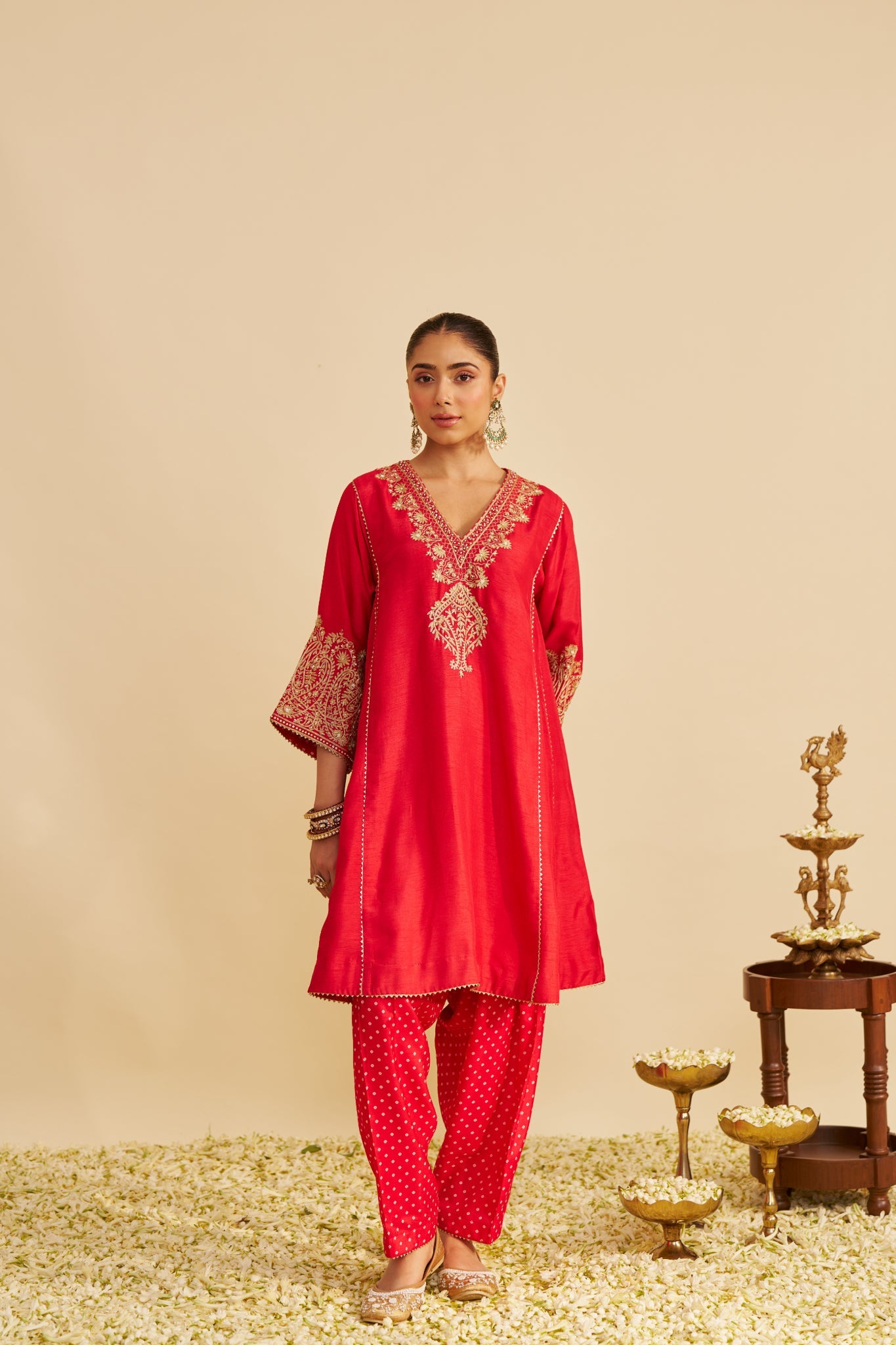 NIYAH - SHORT CHAUGA WITH SALWAR