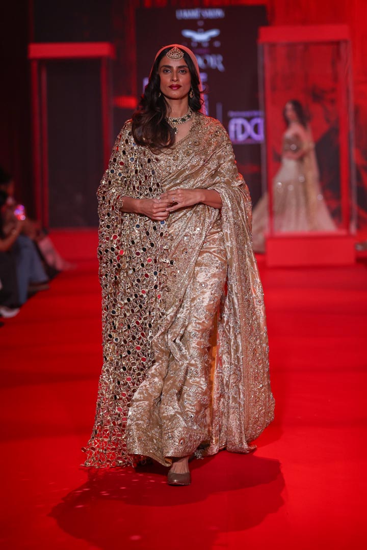 Kanakprabha Saree Set