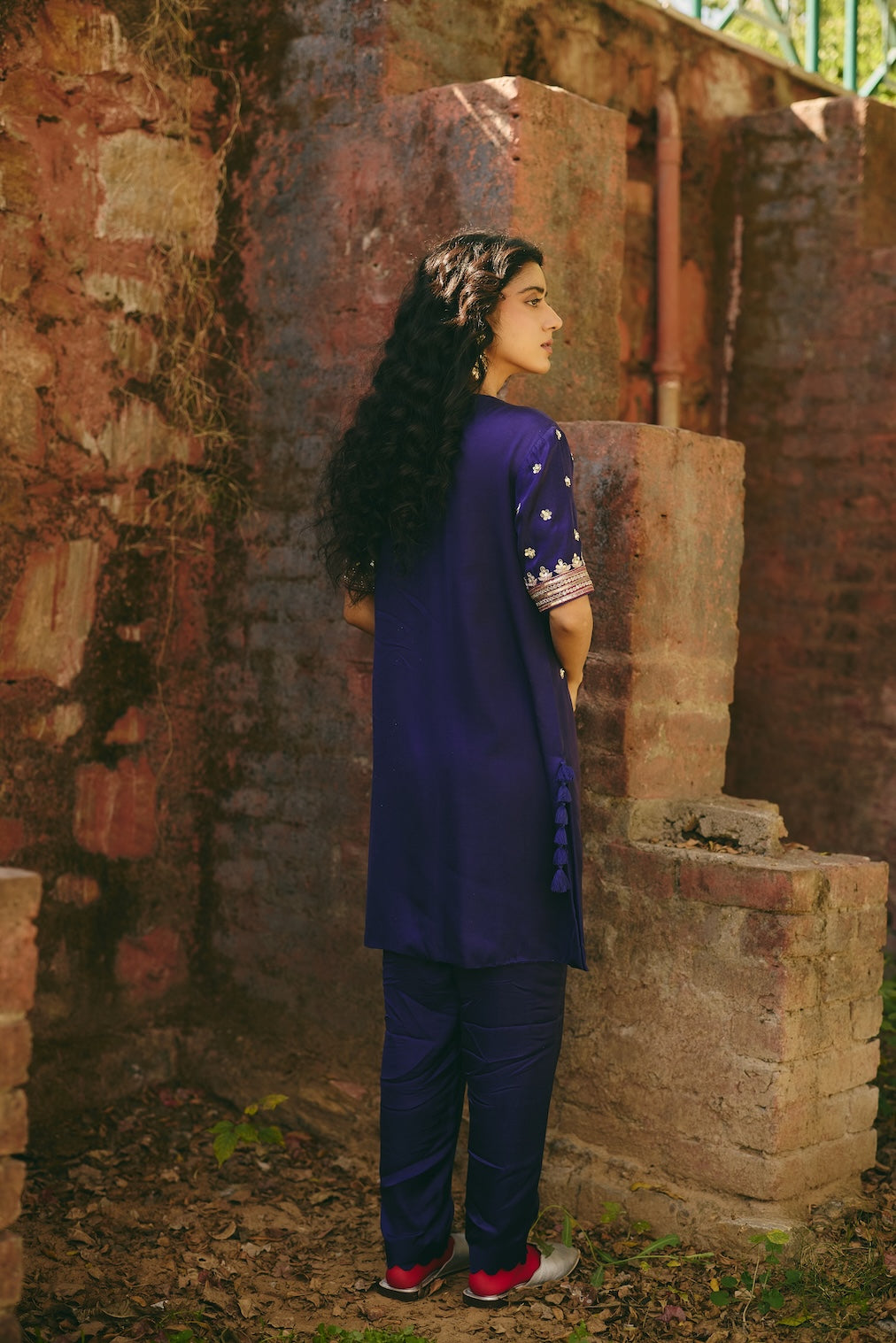 TARA & PARI