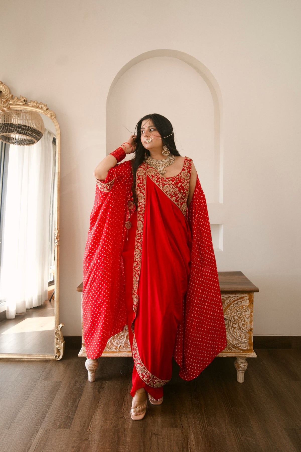 5 pc Heavy Bandhani chandbali Cape Set With a inner drape and potli