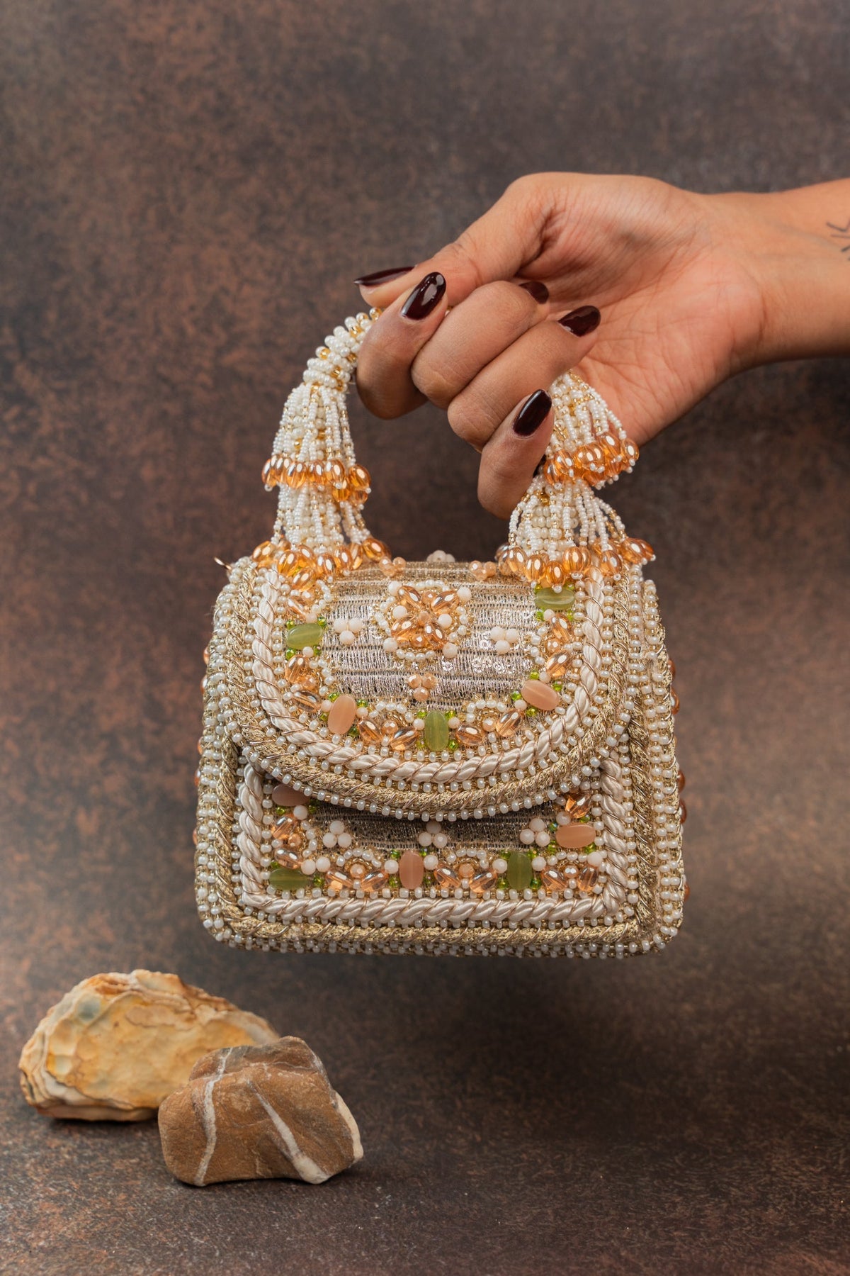 Empress Charm Gold