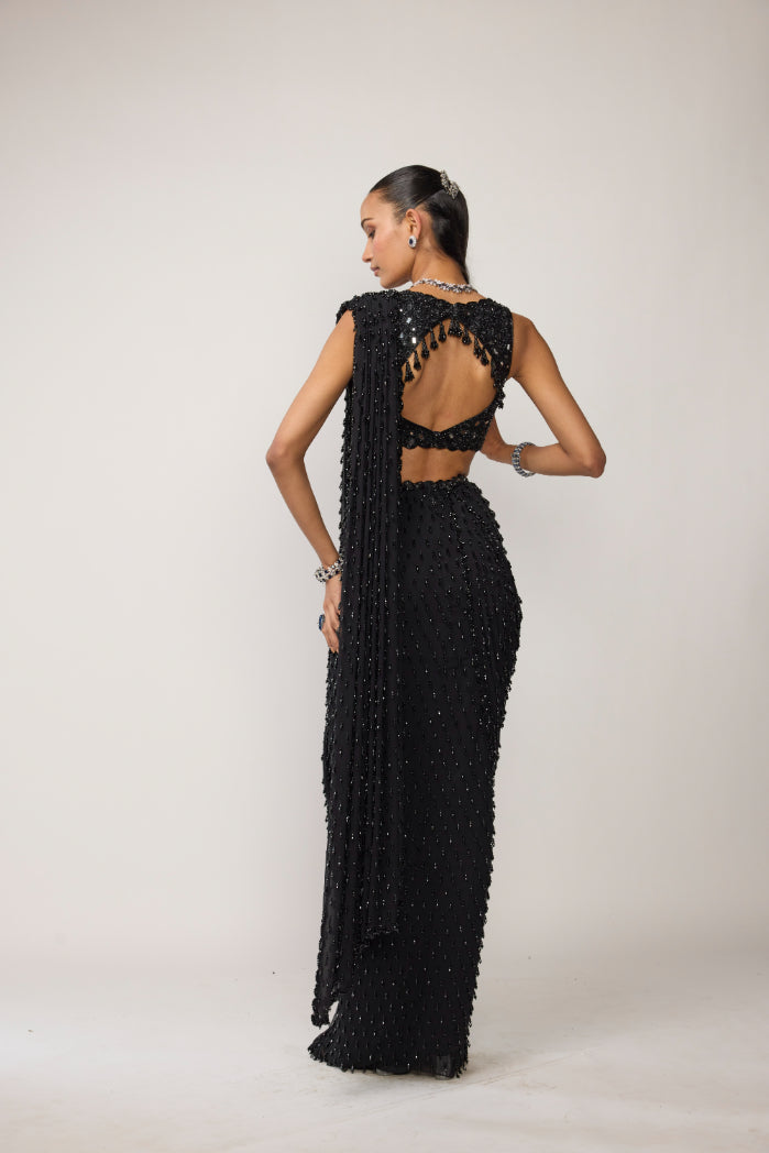 Black Single Drop V Neck Saree Set