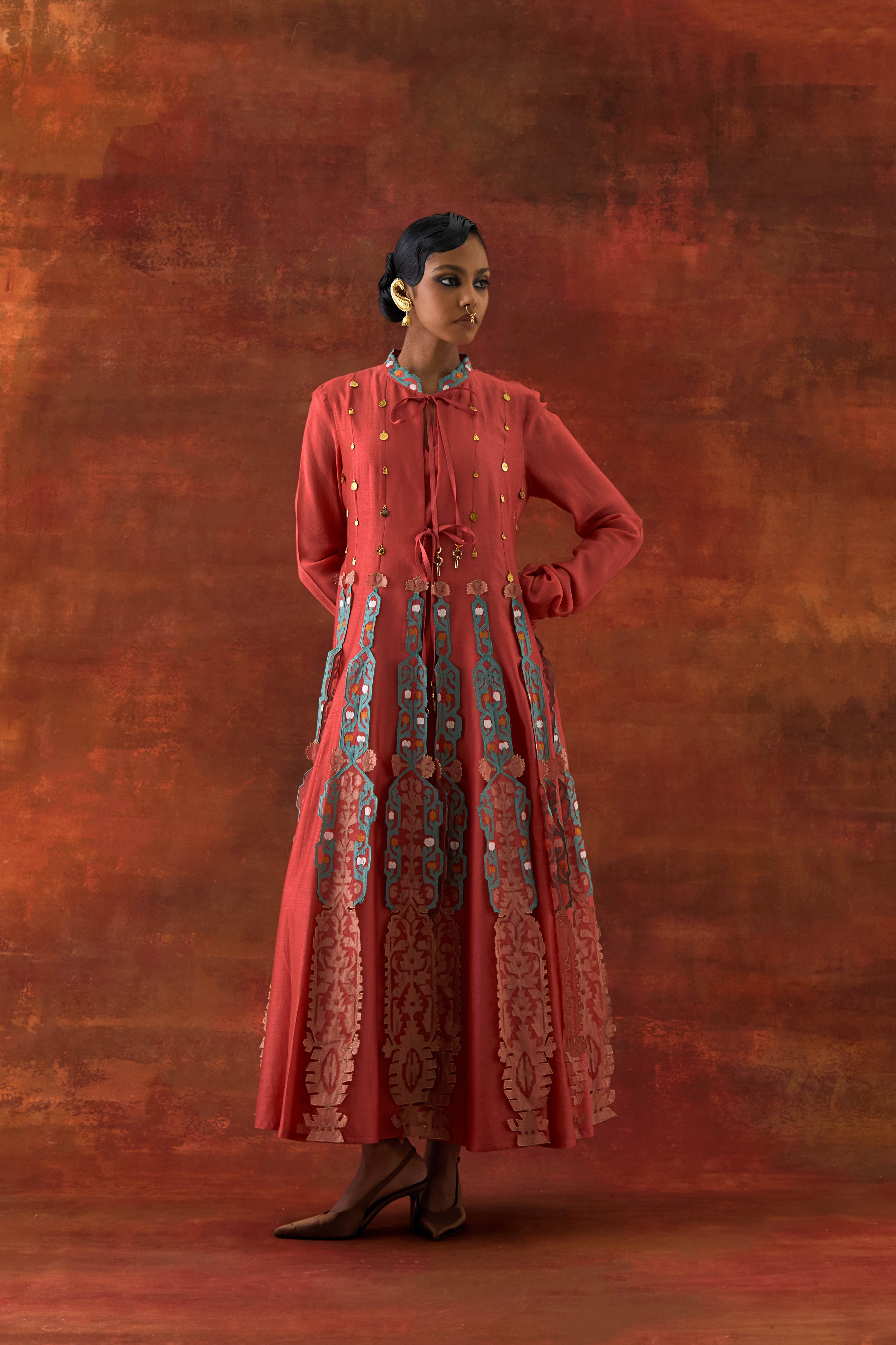 EMBROIDERED KALIDAR WITH SLEEVLESS INNER - image 4