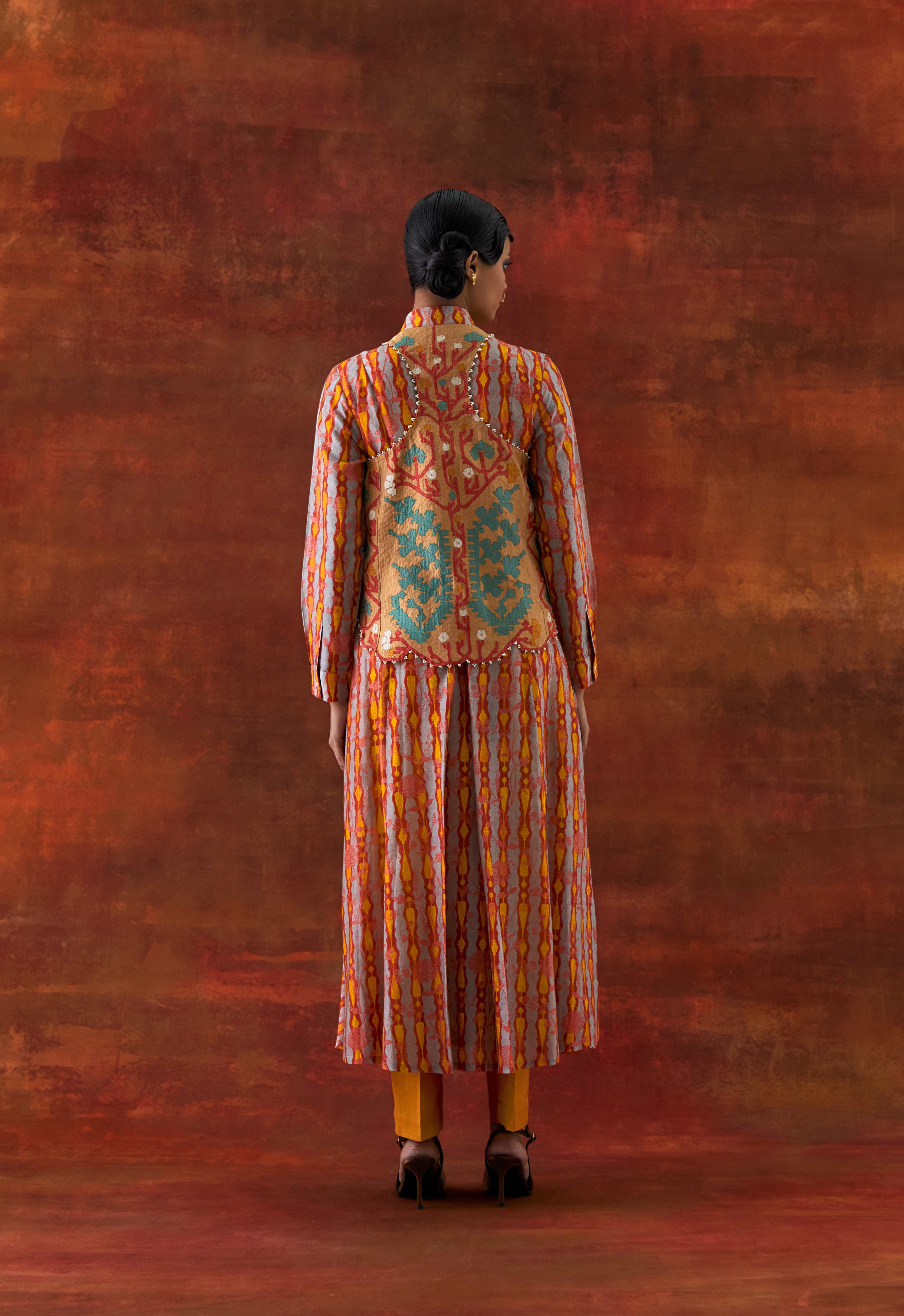 3D FLOWER RACER BACK JACKET + PRINTED CASCADE SHIRT WITH PANTS - image 4