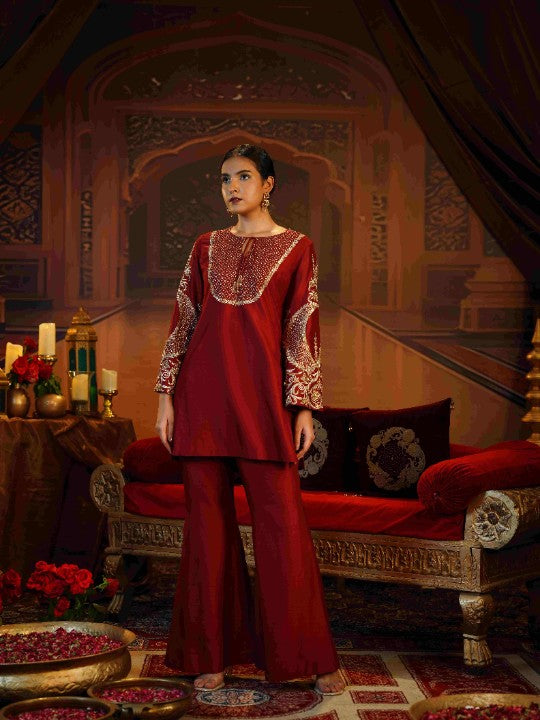 deep red short kurti set - image 4