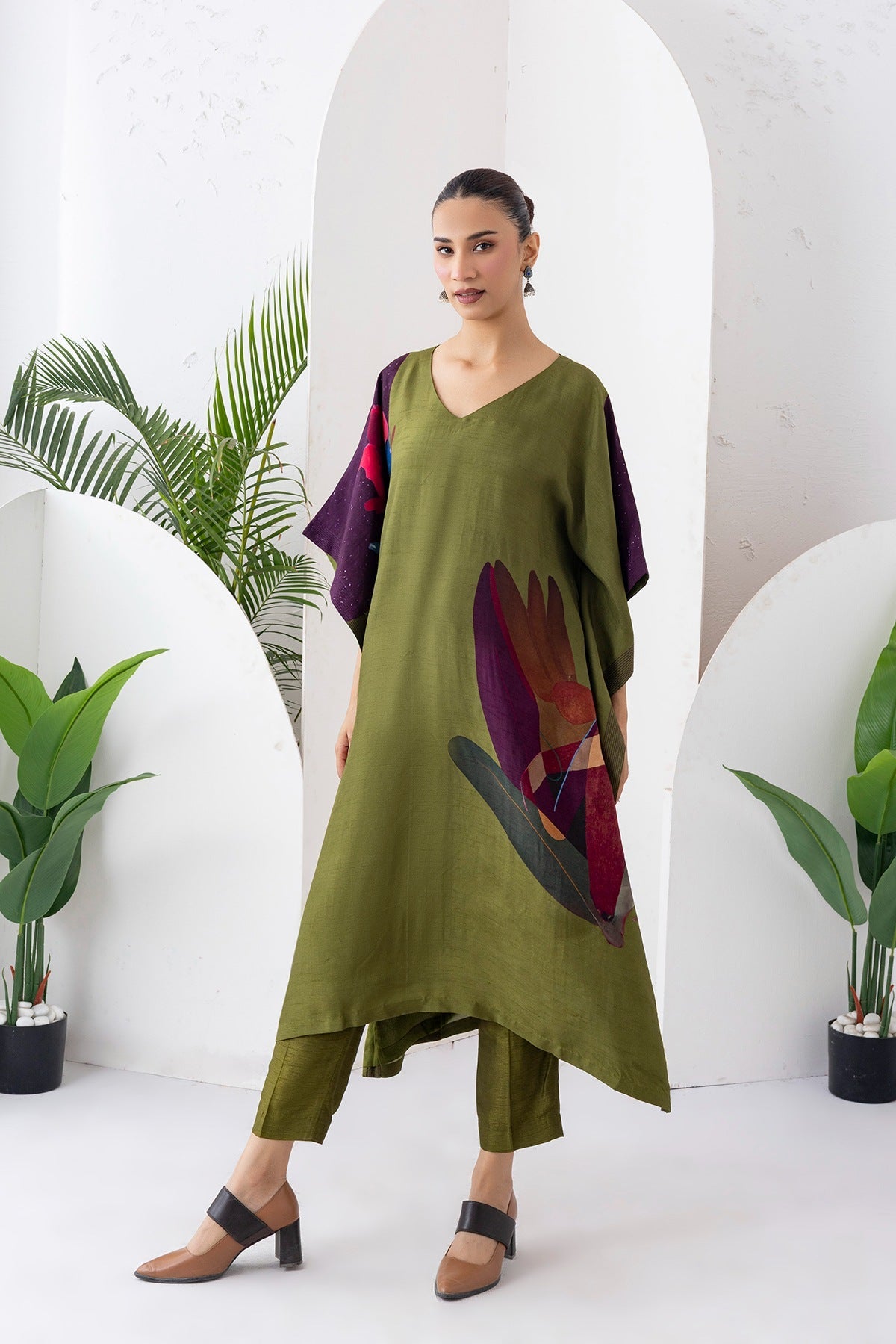 Leaf Green Viscose Dupion Printed Kaftan Set (2 PCS)
