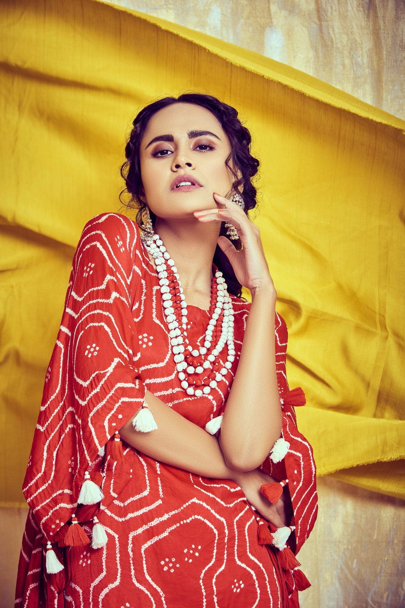 Cube kaftan with mala and straight pants