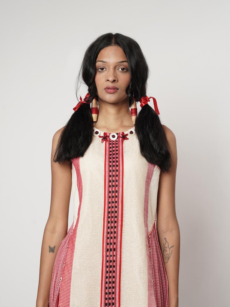 NAGA PANELLED KURTA SET