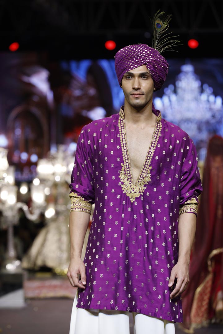 Rehzaar Amethyst Kurta Set