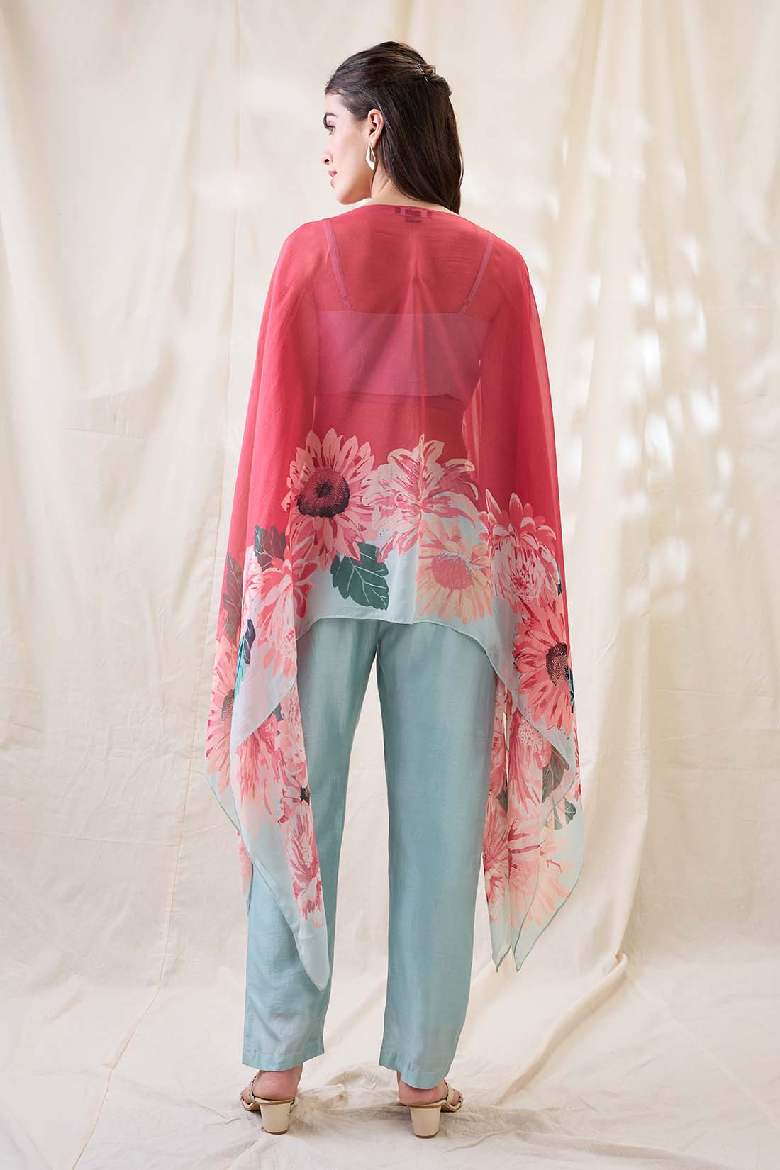Ravya co-ord set with embellished cape SP4633