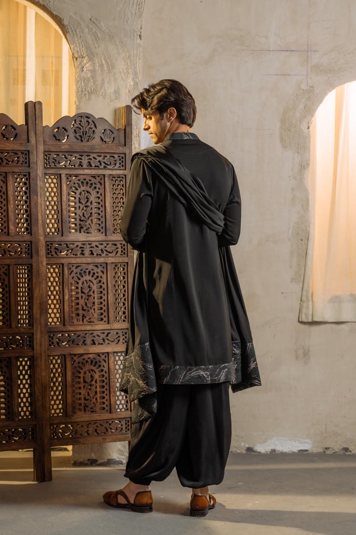 Black silk Crepe Kurta set with dupatta