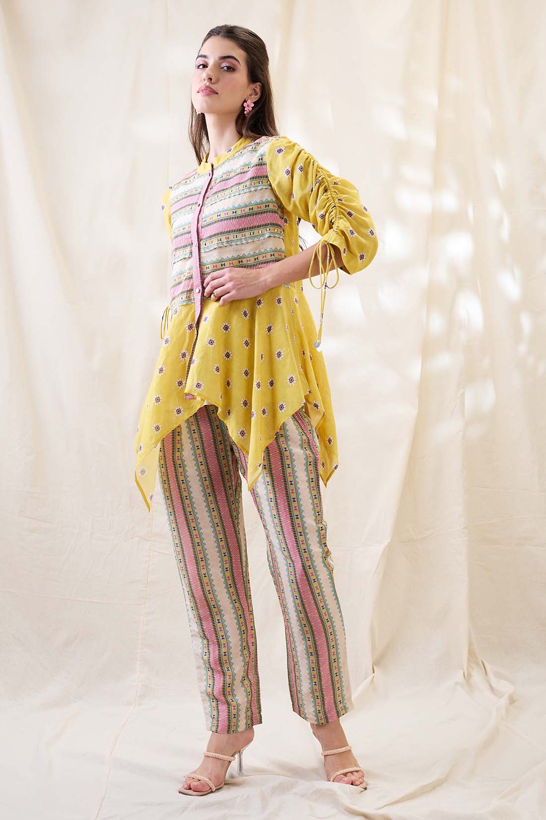 Nooma printed handkerchief top with pants SP4783