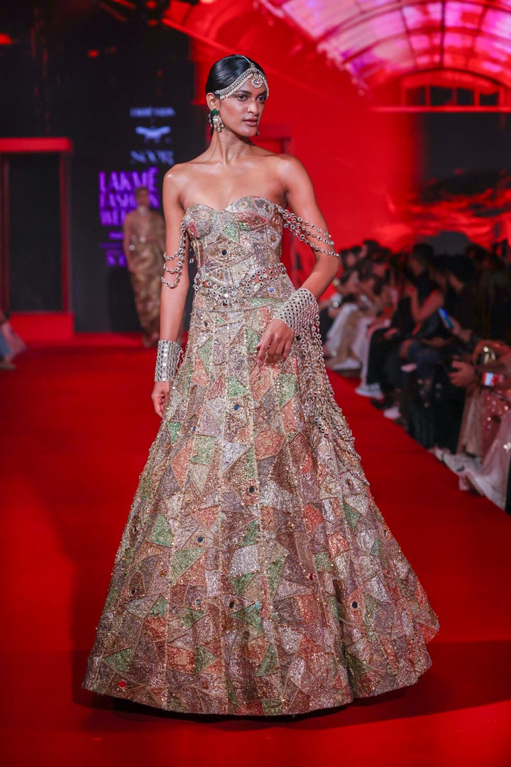 Pravanya Lehenga Set