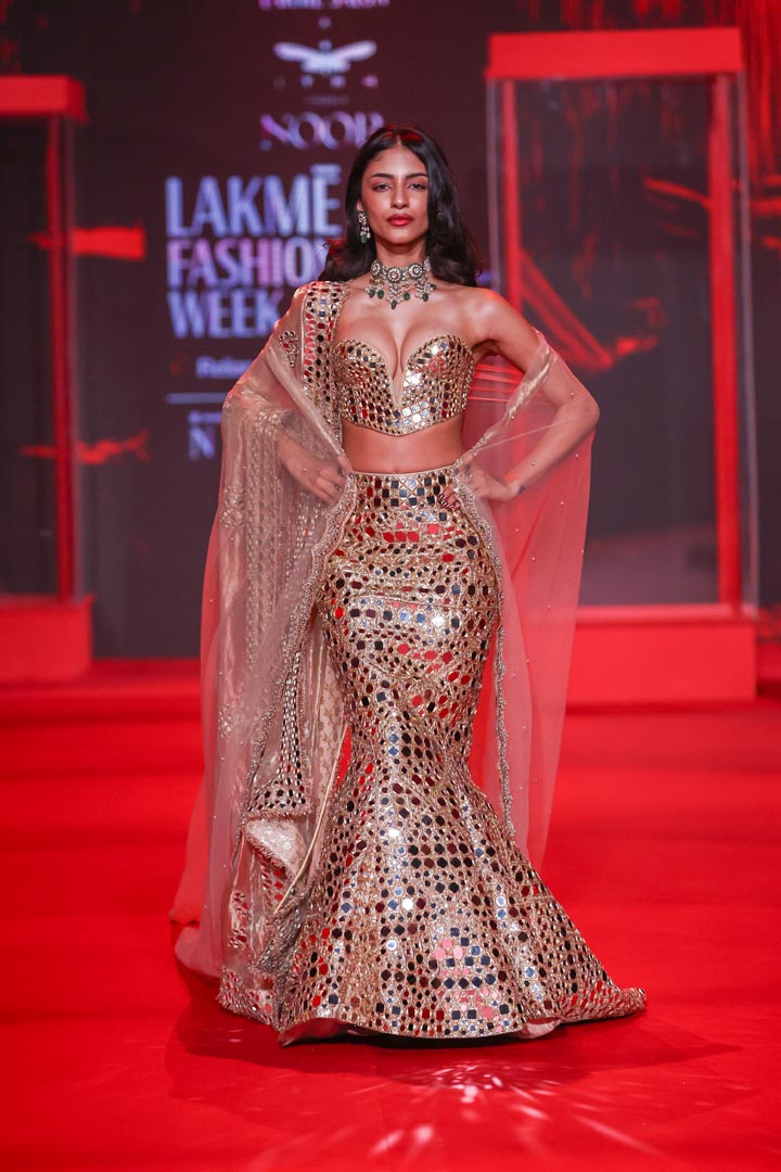 Tarakshi Lehenga Set