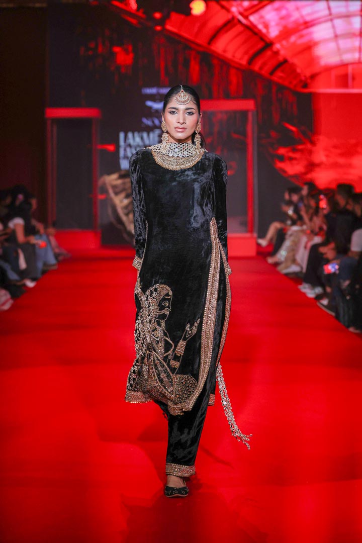 Maharani Suit