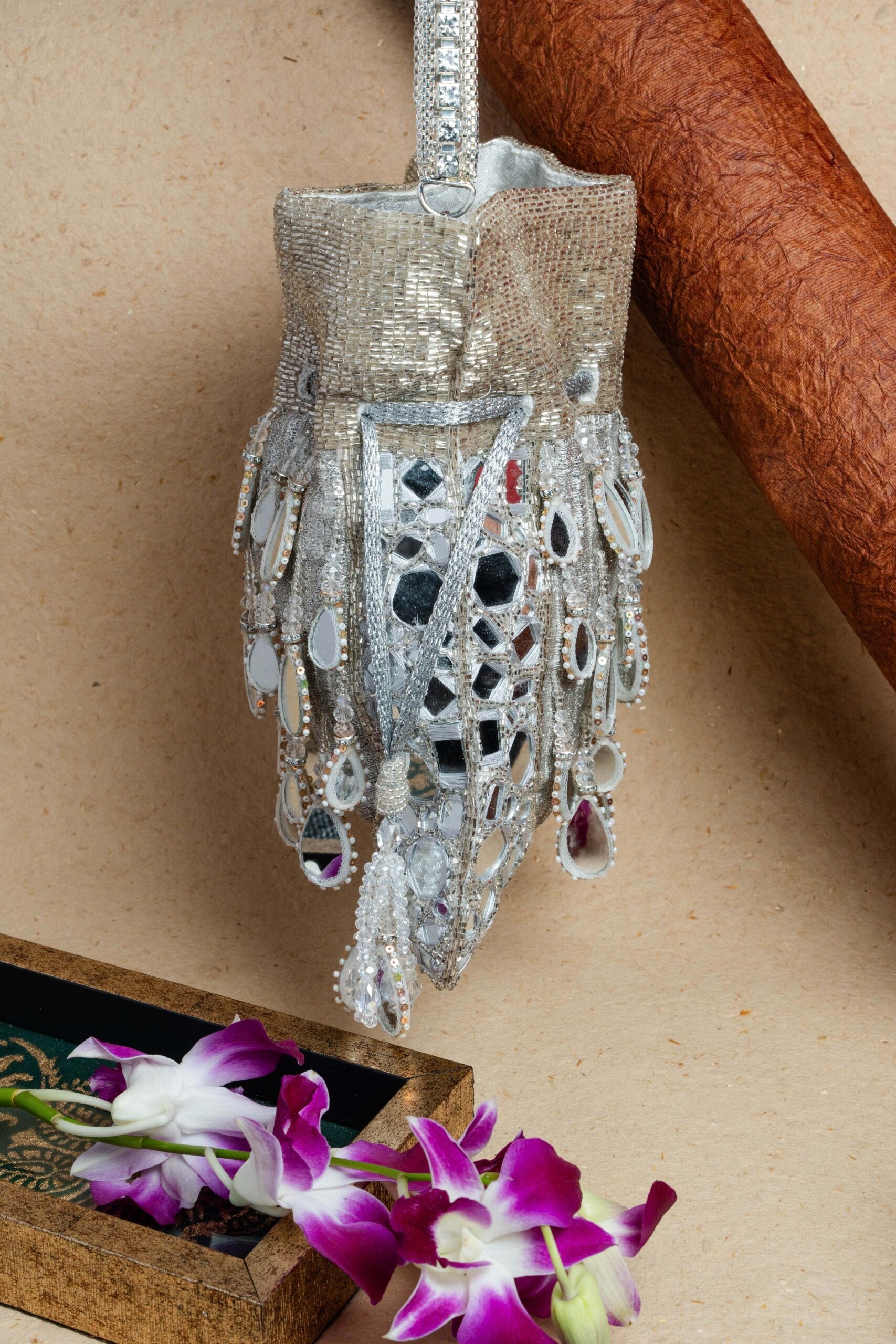 Aaina Aynali silver