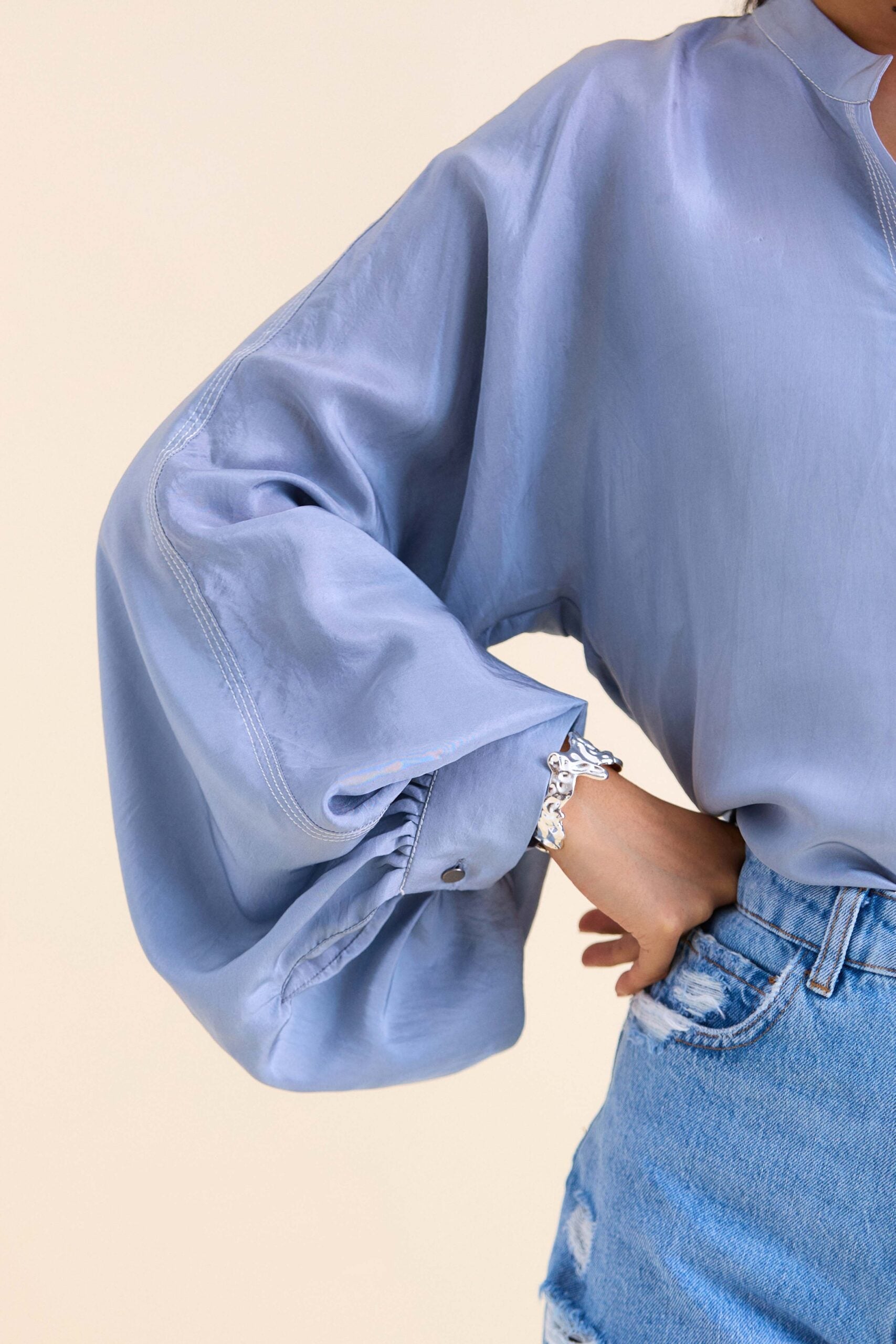 Let me be free shirtW21WN-21 Grey