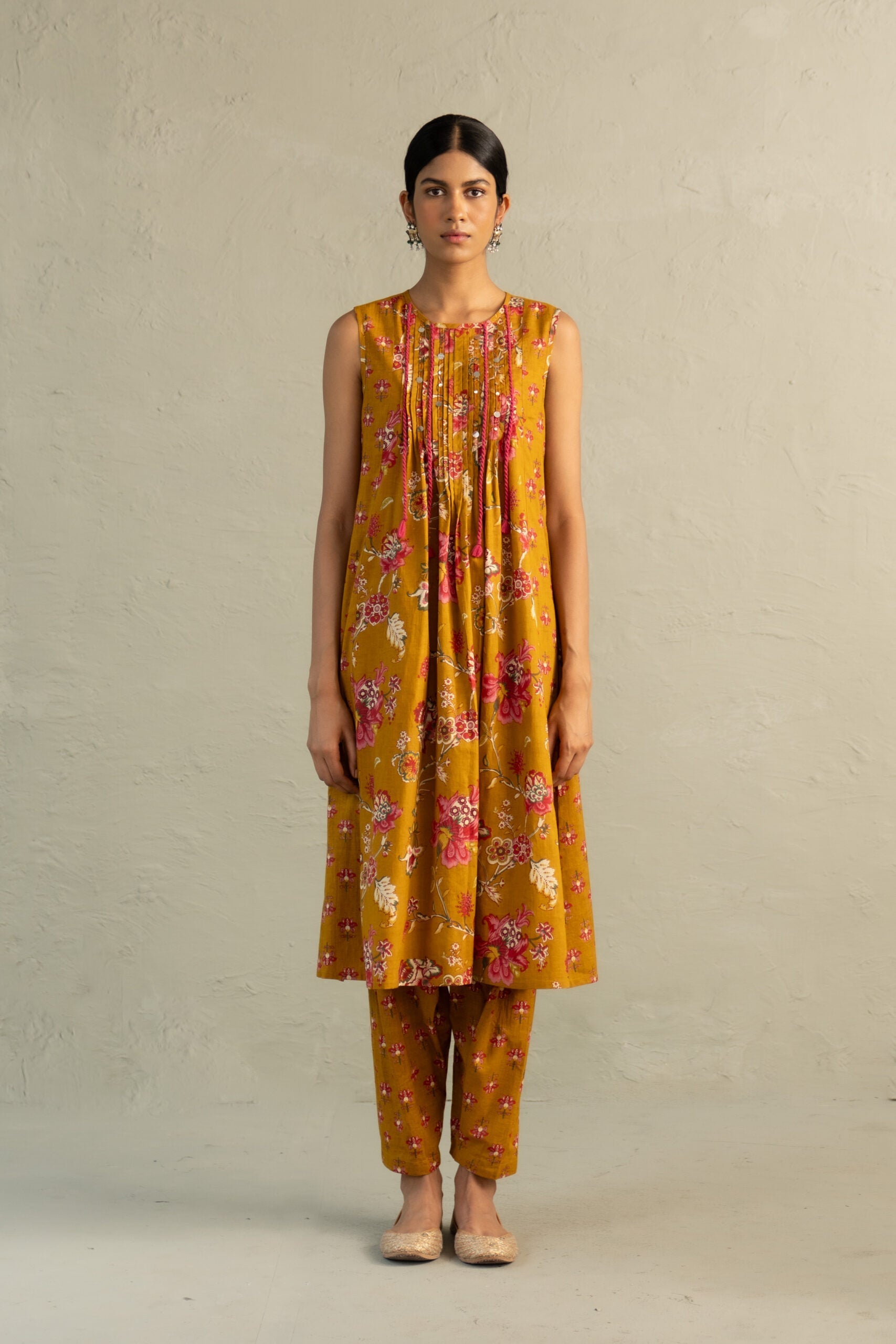 Mustard Phool Dori Pintuck Sleeveless Kurta Salwar Set