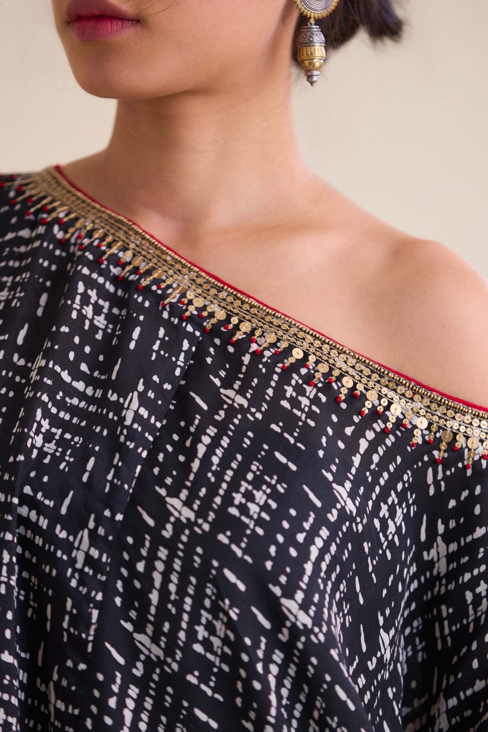 Kasturi SetW5BLWHPRKS-01