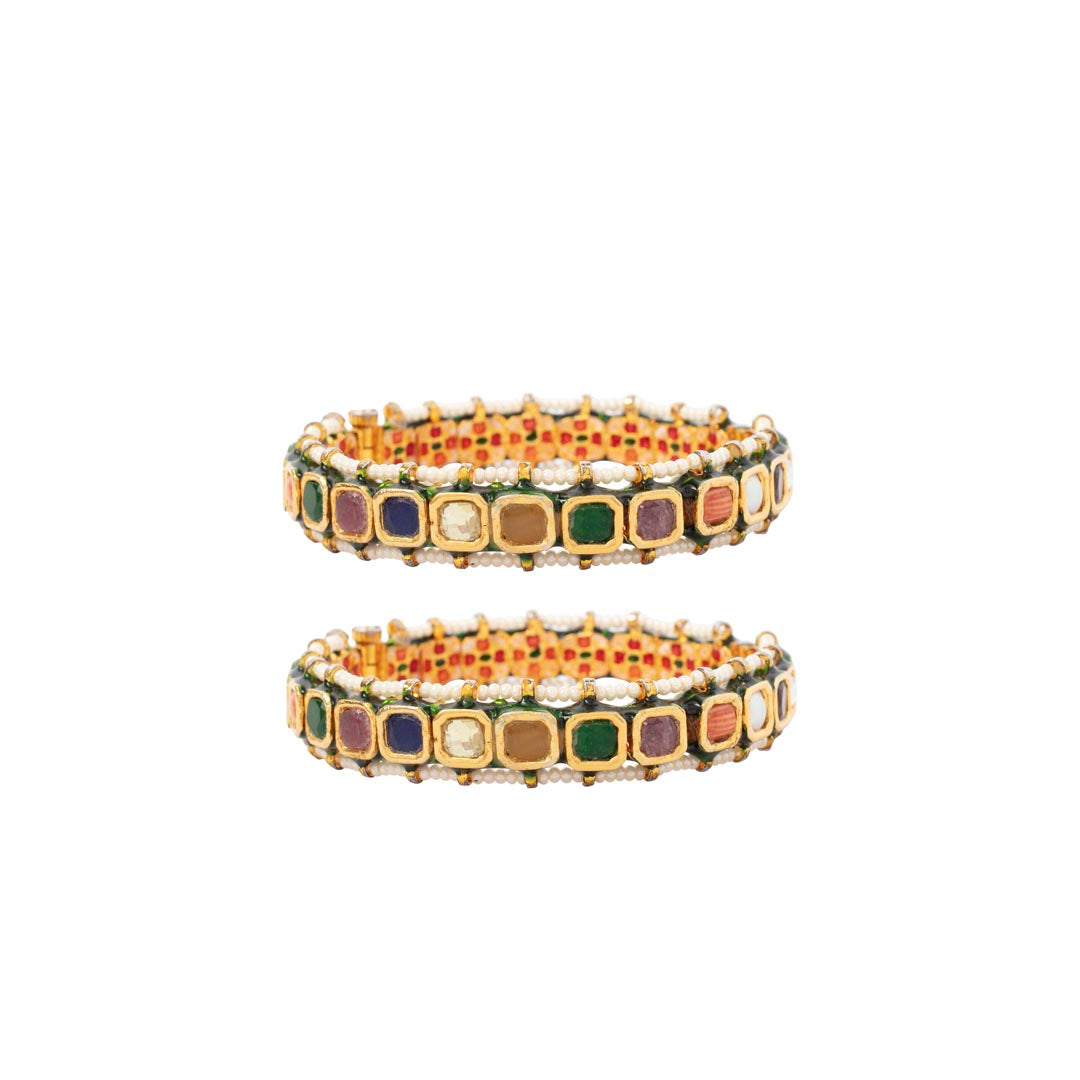 Vivinia By Vidhi Mehra Inaayat Gold Plated Multicolored Womens Kundan, Polki Pair of Bangles VB305