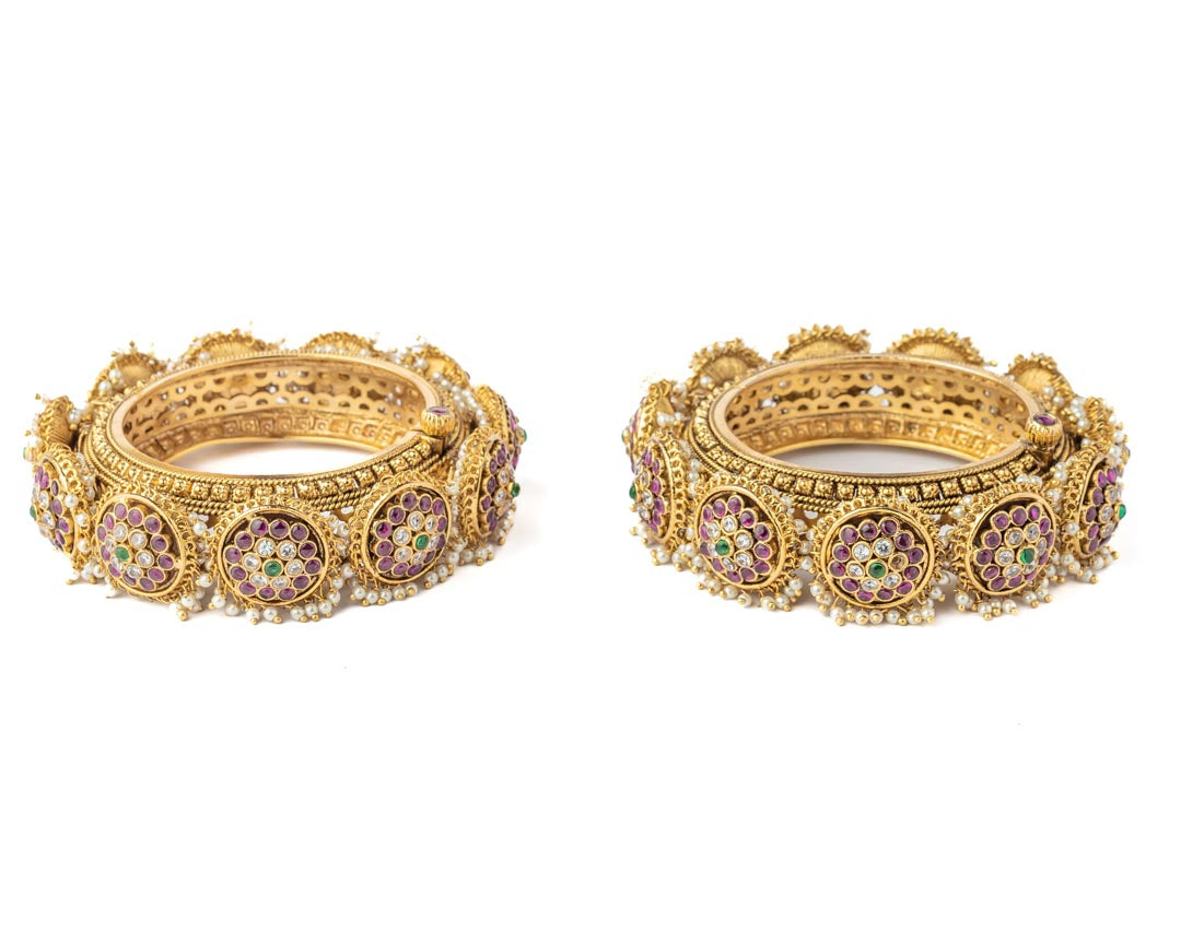 Vivinia By Vidhi Mehra Gold Plated Pink Womens Kundan, Polki Pair of bangles VB309