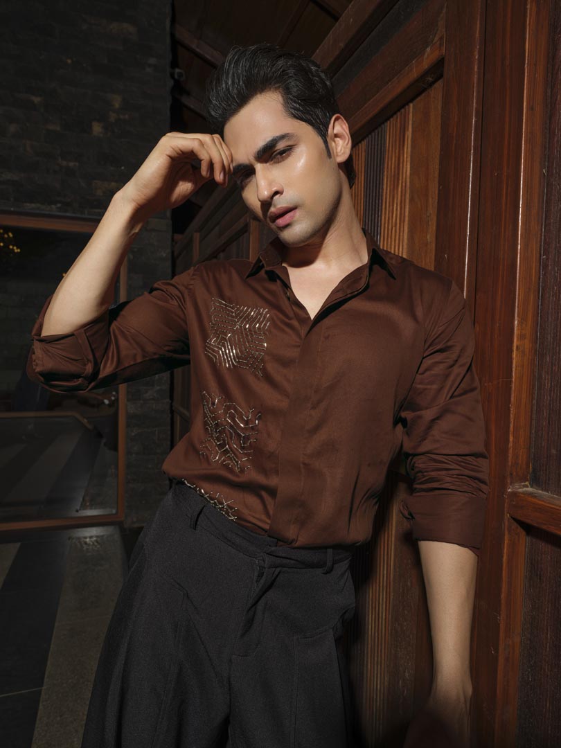 Mocha Maze Party Shirt
