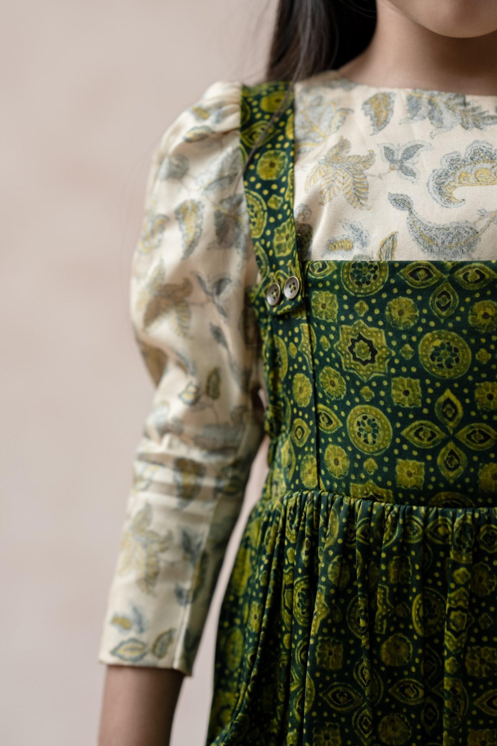 Crop top with frock