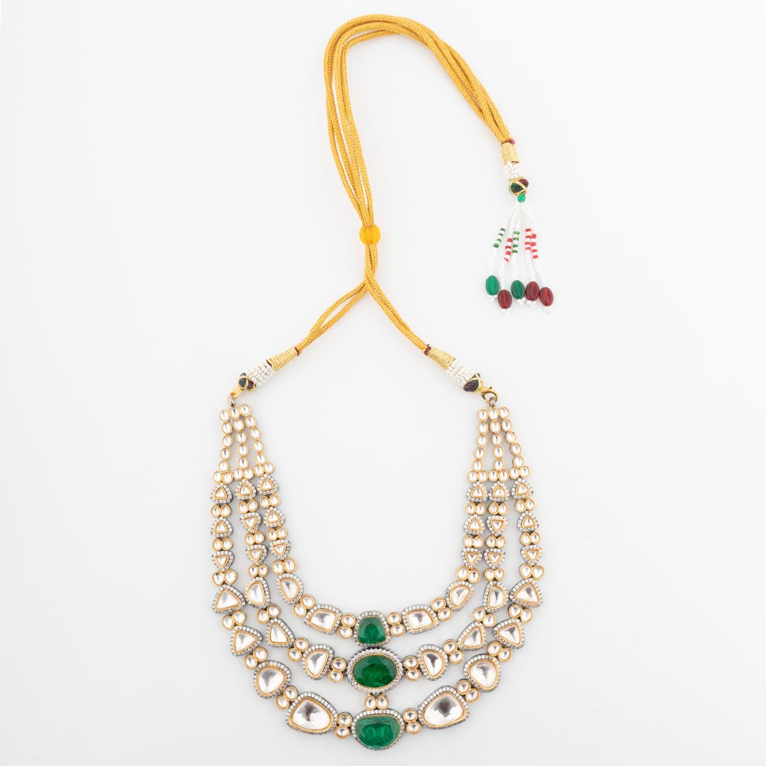 Vivinia By Vidhi Mehra Gold Plated Green Womens Kundan Short Necklace Set with Pair of Earrings VN202