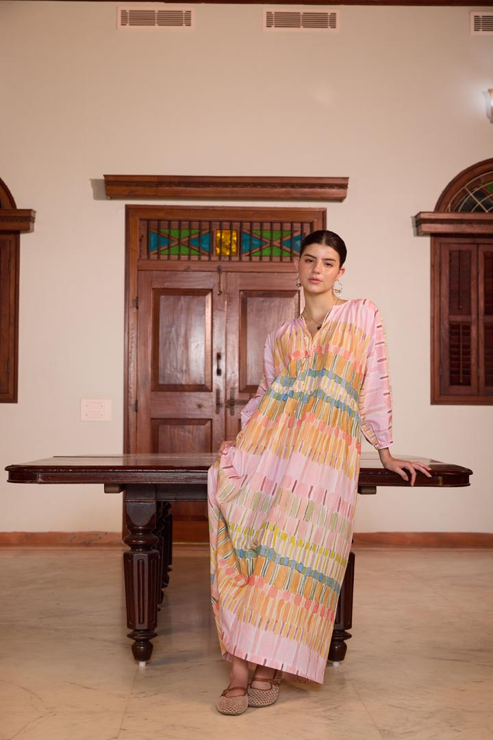 Nia Maxi Dress
L SIZE