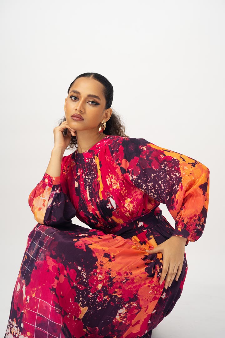 Pleated dress halter neck