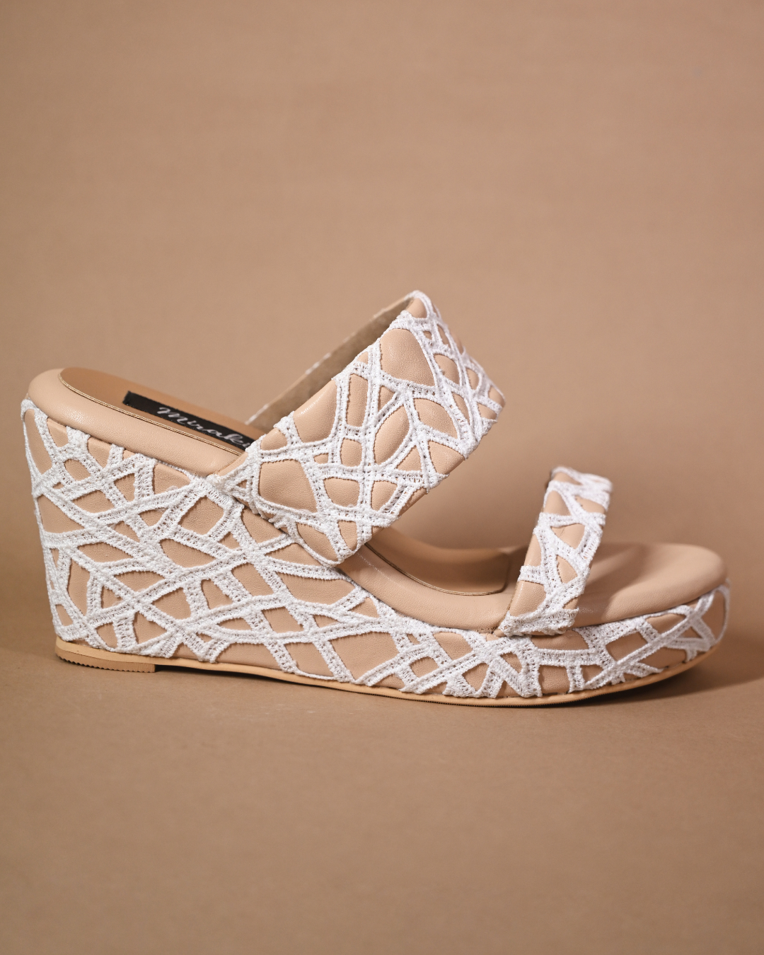 Cushioned Nude Webbed Wedges