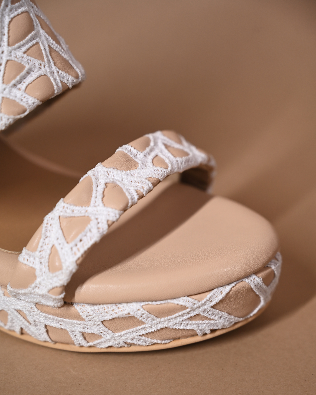 Cushioned Nude Webbed Wedges