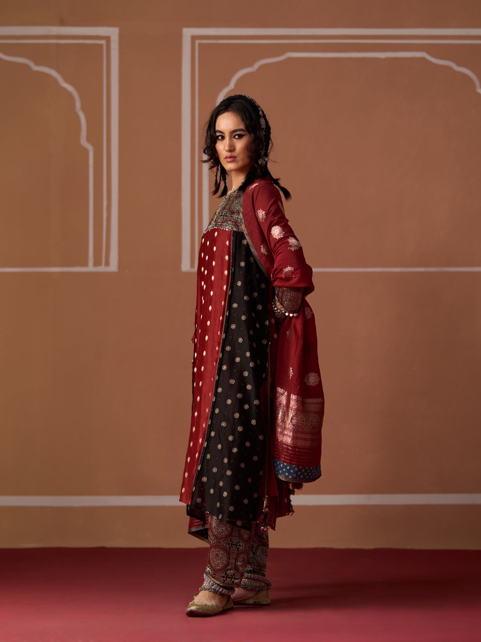 ADITI KURTA