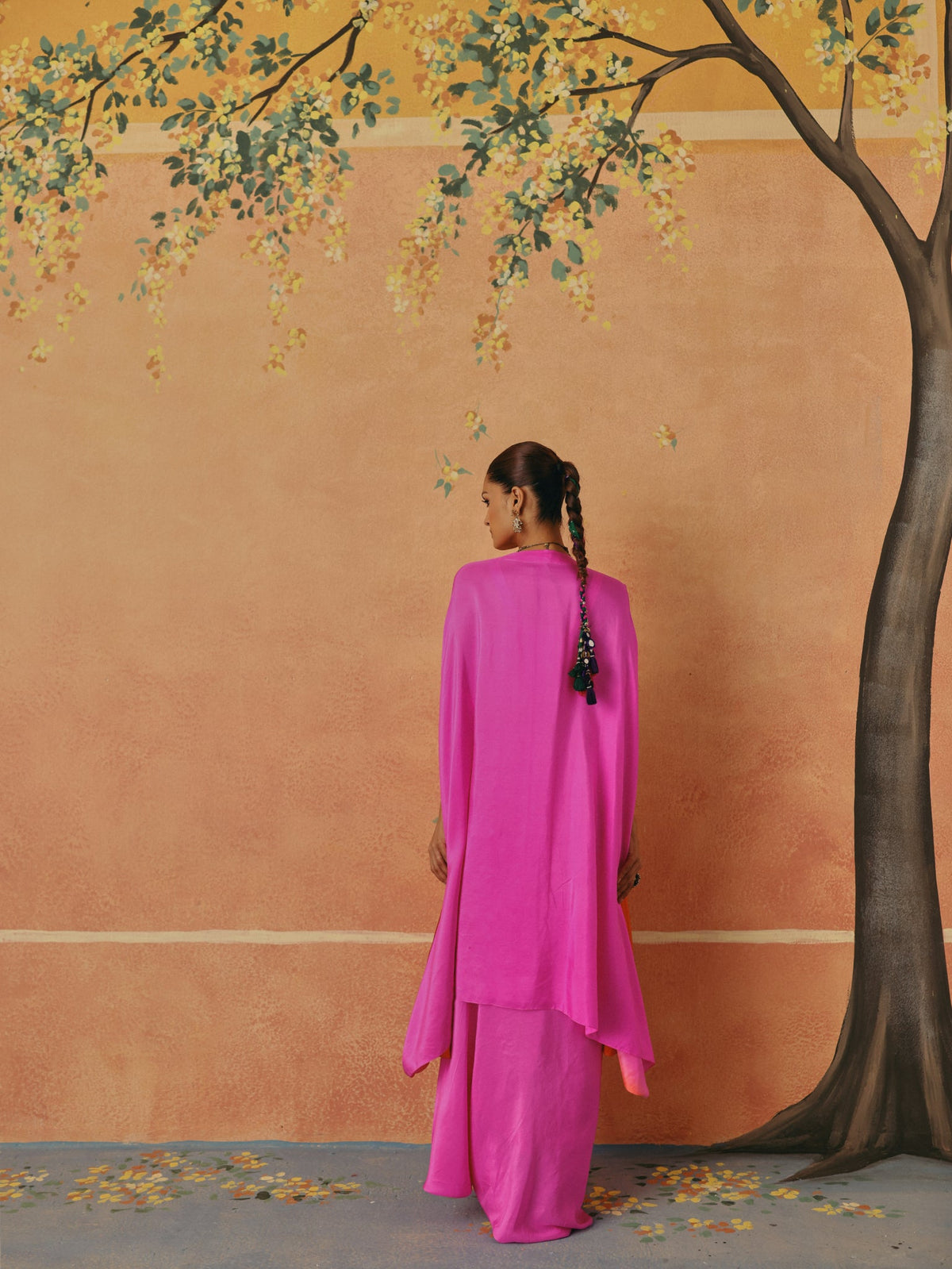 Rang Leher Cape Set