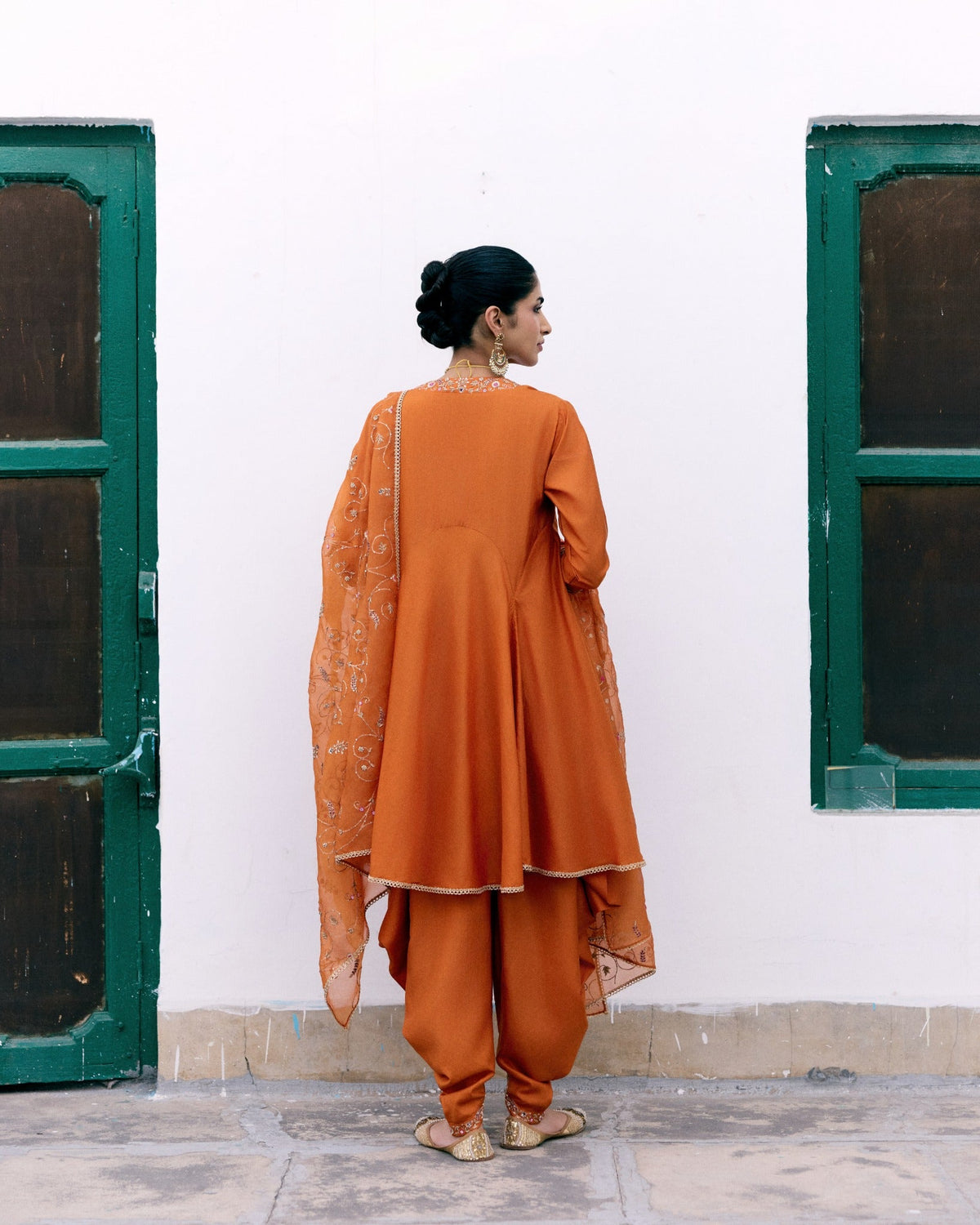 Santari Jaal Kurta Set
