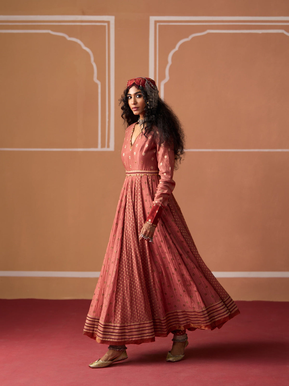 KRISHA KURTA
TANIA CHURIDAR