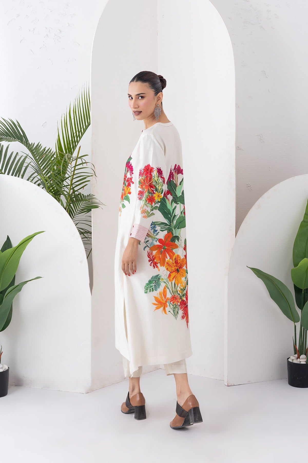 Ivory Silk Chanderi Tunic With Artistic Floral Placement Prints Set (2 PCS)