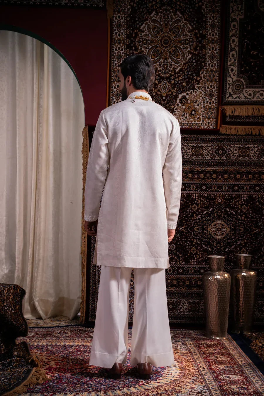 Ivory Heritage Embroidered Linen Silk Kurta